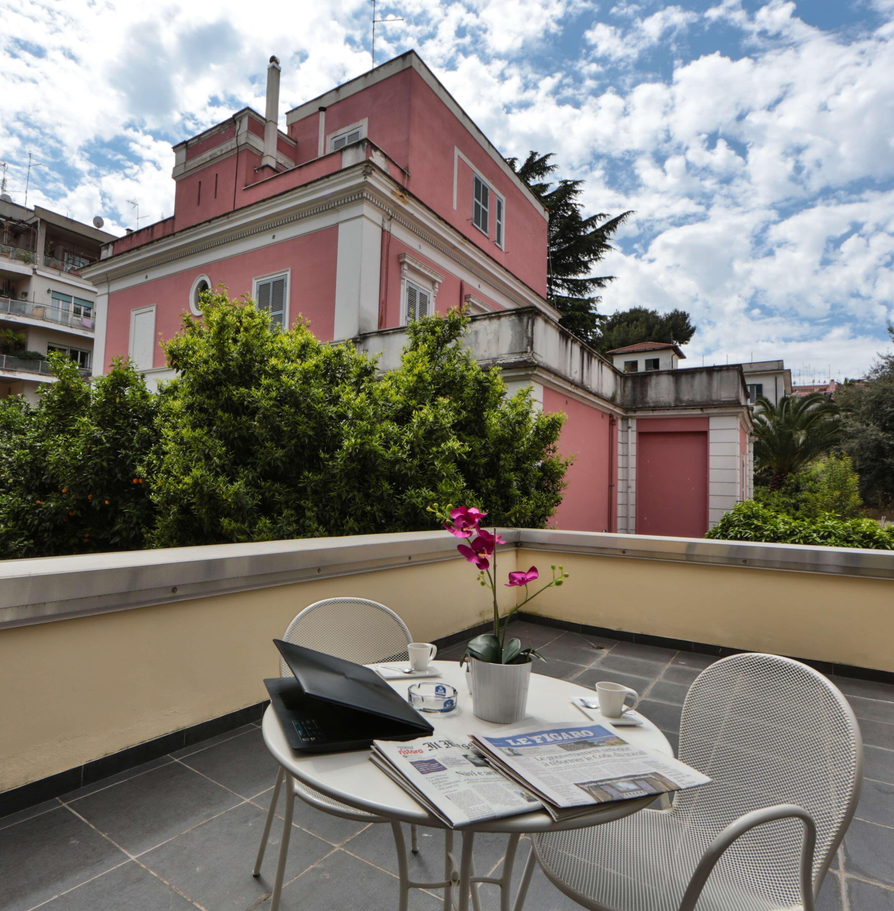 Best Western Cinemusic Hotel Rome Exterior photo